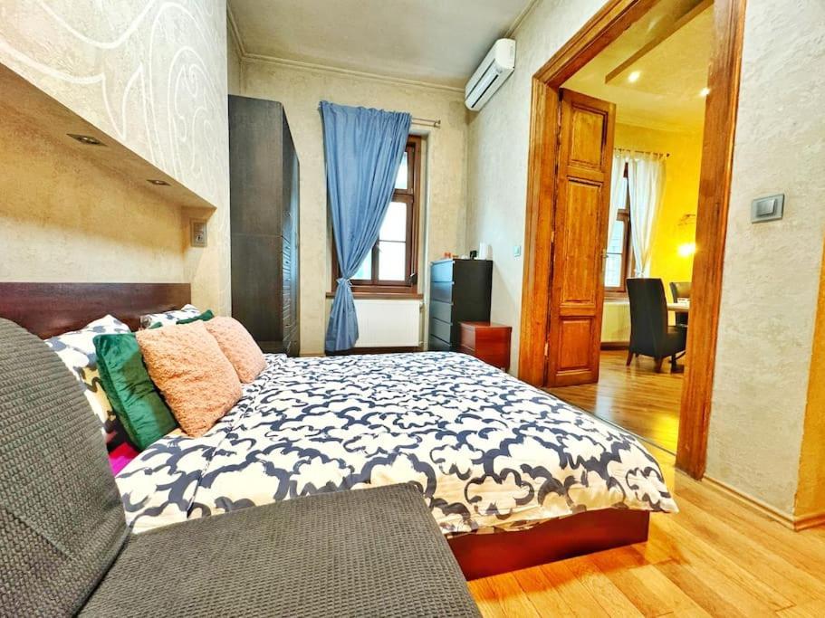 Ultra Central Apartment / 10 Ppl Budapest Exteriör bild